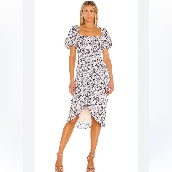 Astr Dresses & Skirts - Astr The Label Floral Rouched Square Neck Bubble Sleeve Midi Dress Size M